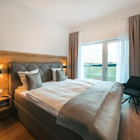 Alpenluxus Presents - Lisis Zillertalblick With Roof Terrace & Car Park Appartement Schlitters