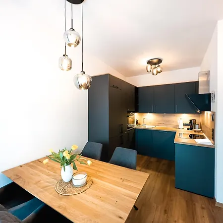 Alpenluxus Presents - Lisis Zillertalblick With Roof Terrace & Car Park *