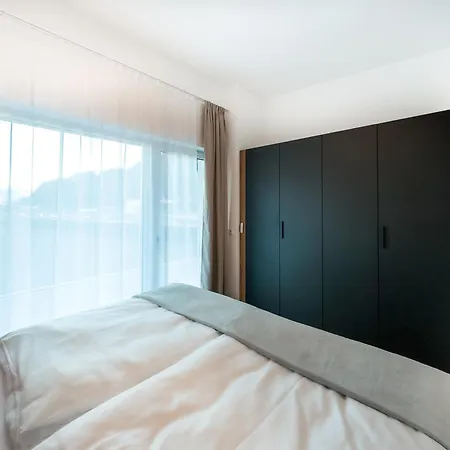 Alpenluxus Presents - Lisis Zillertalblick With Roof Terrace & Car Park Daire Schlitters
